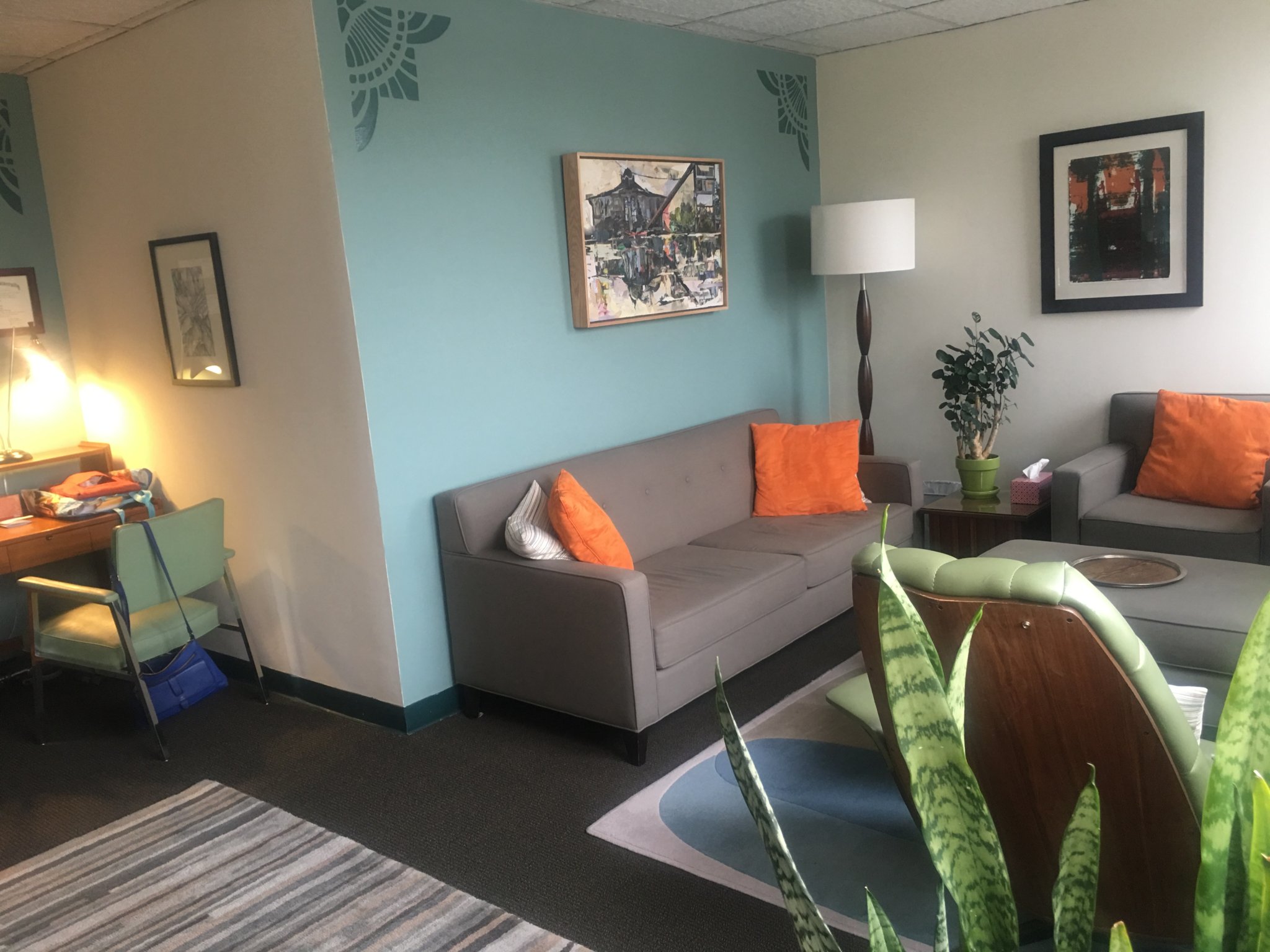 Caitlin Tonda therapy office